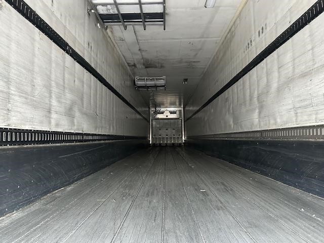 2005 HYUNDAI 53' MULTI-TEMP ROLL DOOR REEFER 8053858121