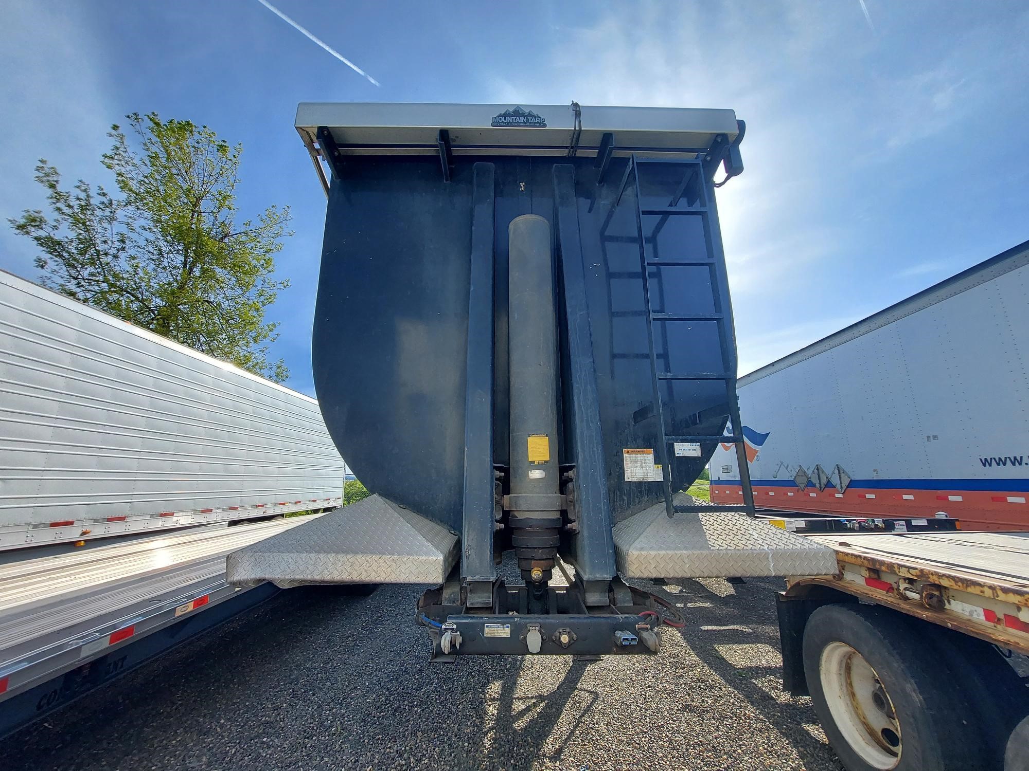 2019 MAC TRAILER MFG 40' TRIPPLE AXLE SPRING RIDE FIXED SCRAP END DUMP 9003017073