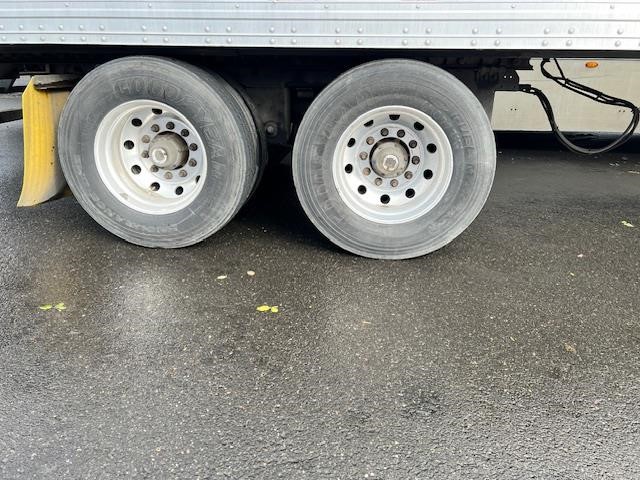 2012 HYUNDAI 2012 HYUNDAI 48u2019 ROLL DOOR REEFER W/5500 LB LIFT G 9033350710