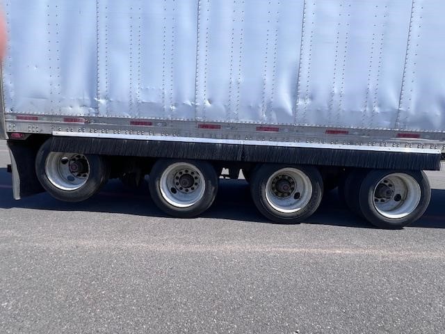 2011 UTILITY 53' QUAD AXLE HIGH CUBE DRY VAN 9050083059